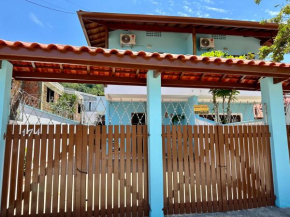CASA AZUL PISCINA NAS TONINHAs